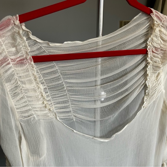 T.ba The Queen Blouse Ivory Ruched Long Sleeve Sz Med - Picture 9 of 12